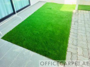 Read more about the article Benefits and Uses of Grass Carpet in Home and Office